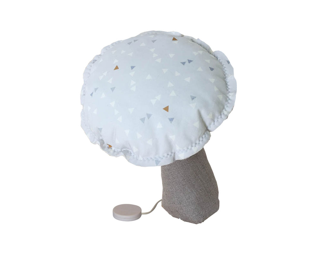 Musikalischer Pilz blaue Dreiecke