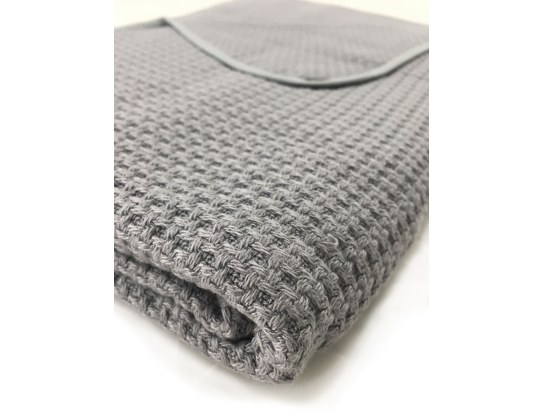 Graue Babydecke 50% Baumwolle 50% Bio-Bambus
