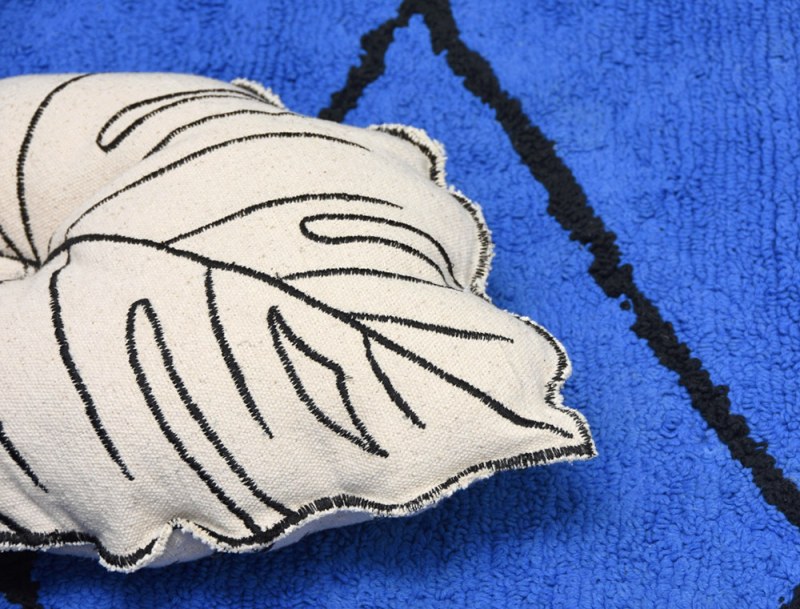 Cojín Hoja 30 x 50 cm