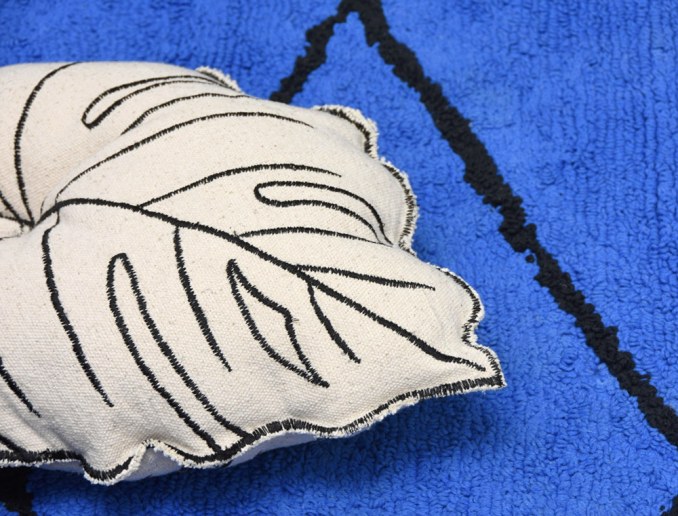 Cojín Hoja 30 x 50 cm