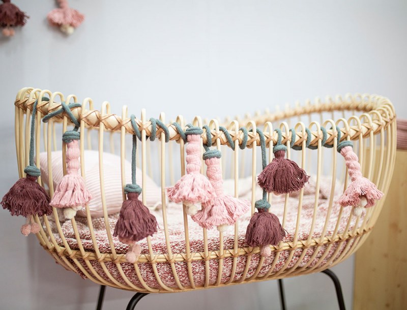 Decoratieve slinger roze bloem