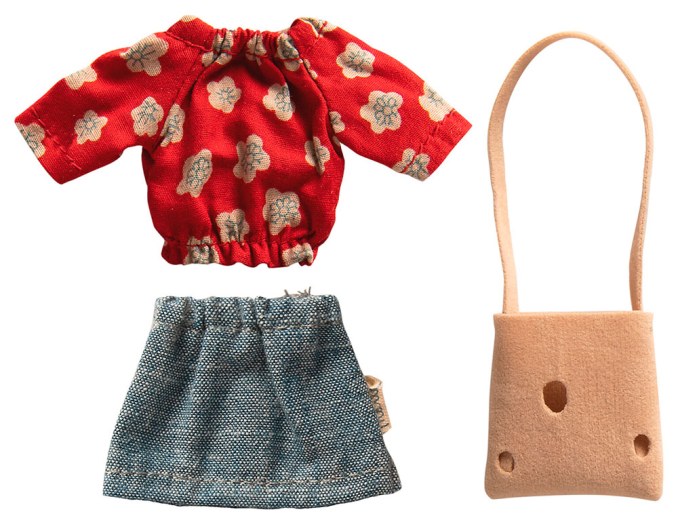 Mouse Mom's clothing