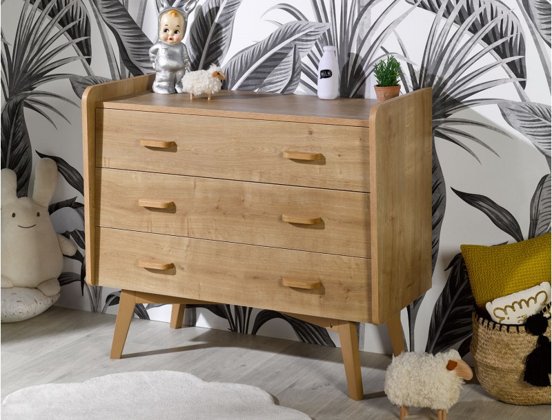 Vintage ladekast met drie opbergladen