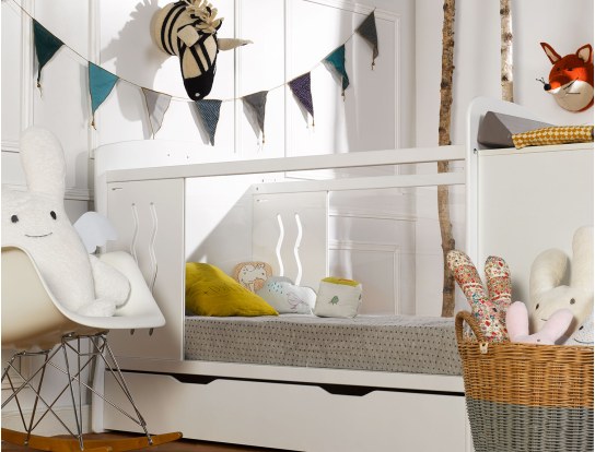 Plexiglas bed