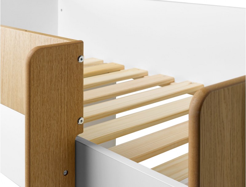Slatted bed base