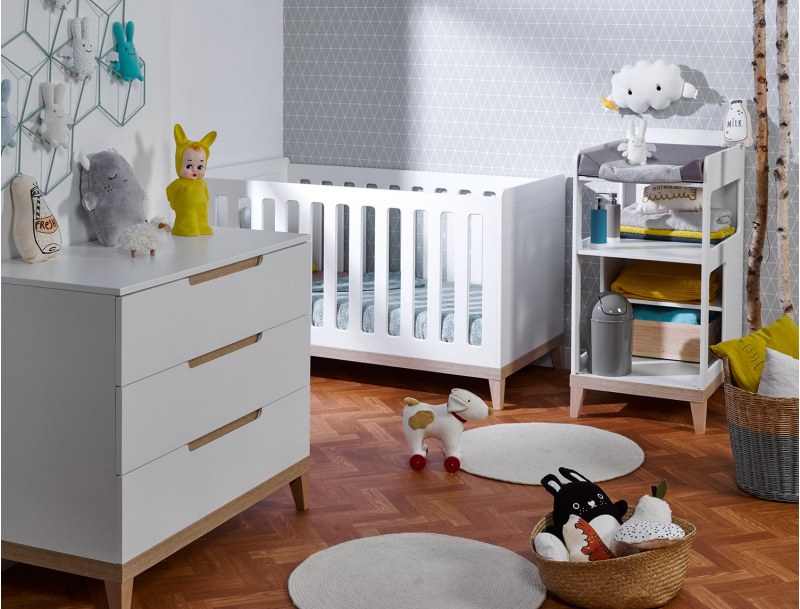 Petite chambre bébé Evidence blanc/Hêtre avec table à langer