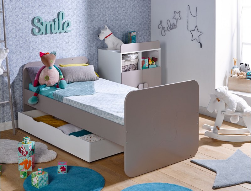 Mitwachsendes Bett in Kinderbett-Position 90x190