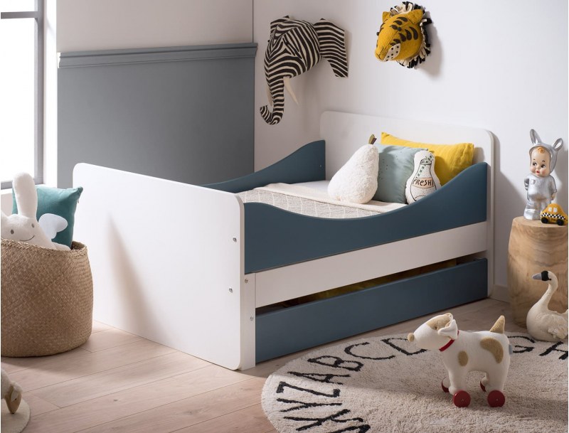 Opus White and Midnight Blue convertible child bed. Drawer not included. Available on Chambrekids website.