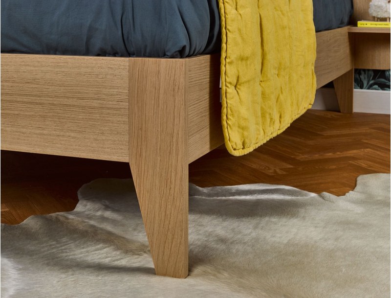 Double bed 140x190 cm Eden eco-friendly wood.