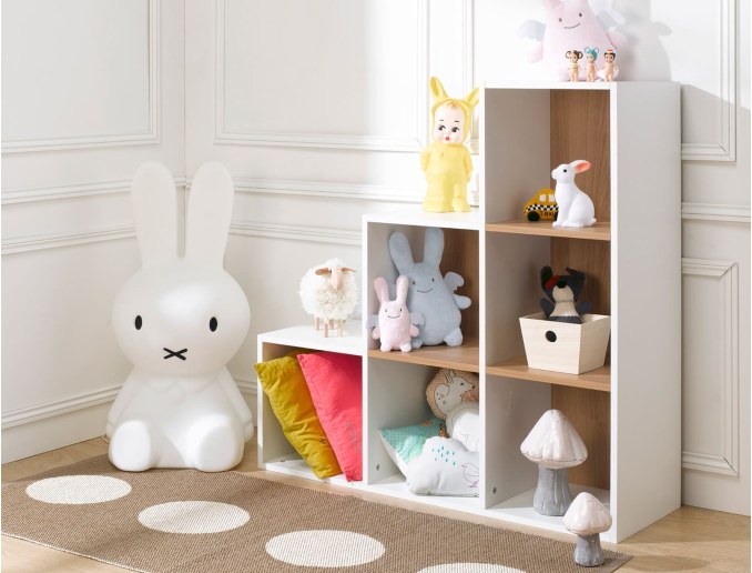 White 6-compartment staircase storage cube