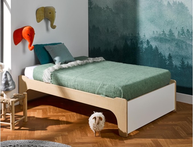 Floor-level Montessori bed convertible to classic bed