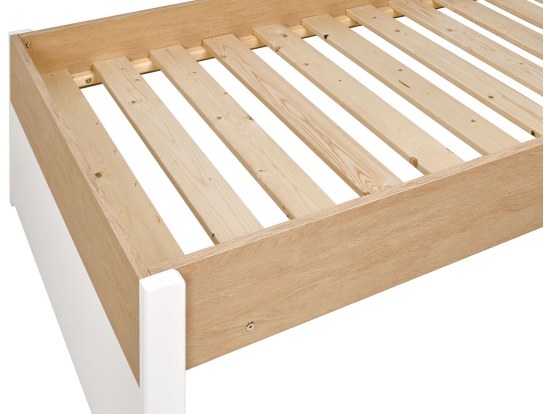 Slatted bed base