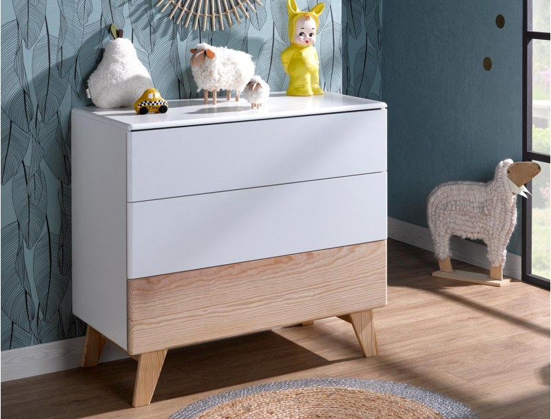 Cómoda tres cajones blanca y madera Equilibre