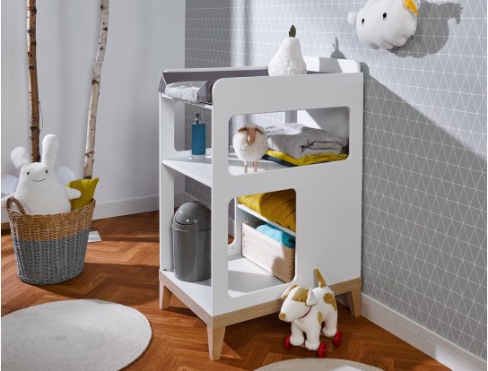 Changing table - Evidence white & beech changing table