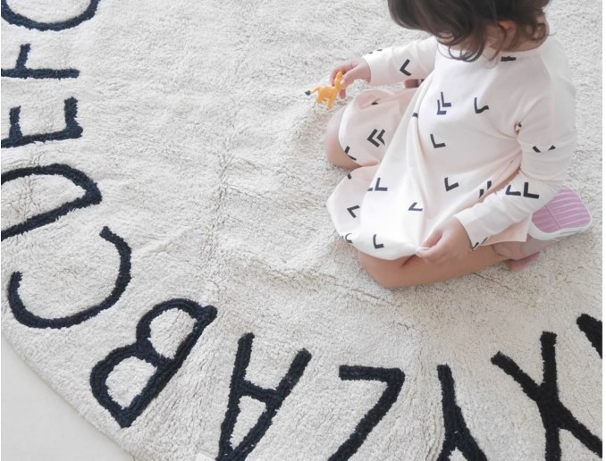 Runder Alphabet-Teppich Beige Nude