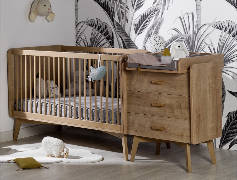 Icone 70x140 baby bed with small dresser and changing table.
