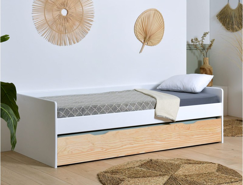 White landes trundle bed