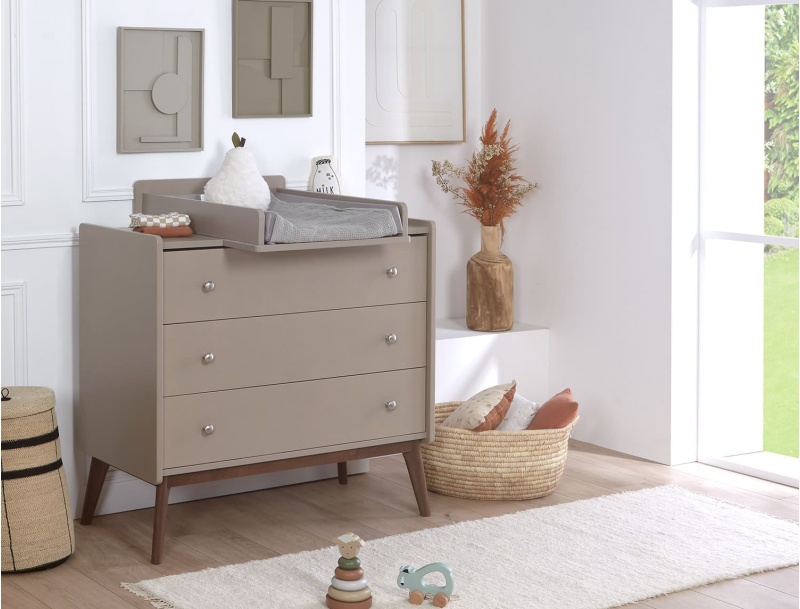 Plan à langer Gaïa Argile, commode non fournie. A découvrir sur notre site.