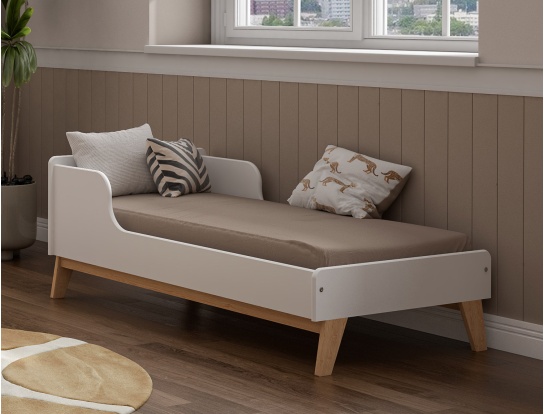 Convertible position of the baby bed