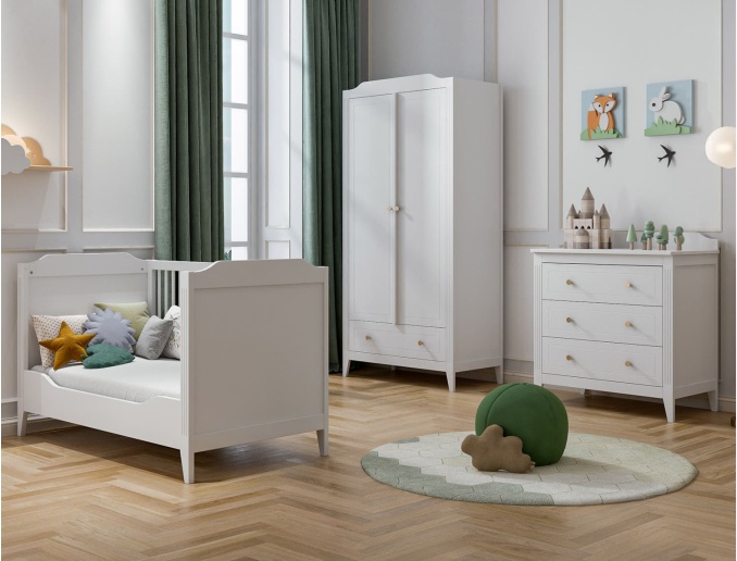 Cómoda Heritage Blanca en una habitación de bebé