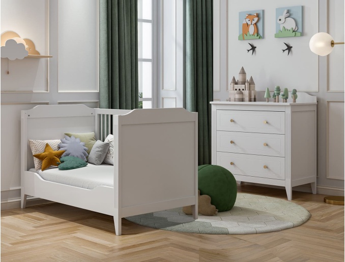 Habitación de bebé dúo Heritage en posición de cama evolutiva.