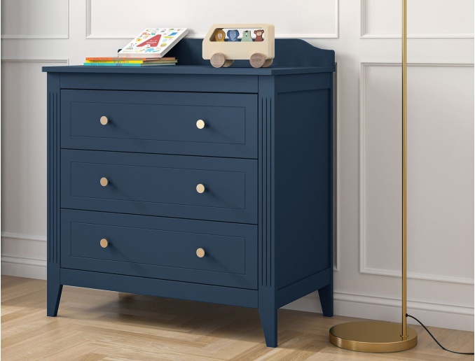 Kommode Heritage Blau mit geschmiedeten Messingknöpfen
