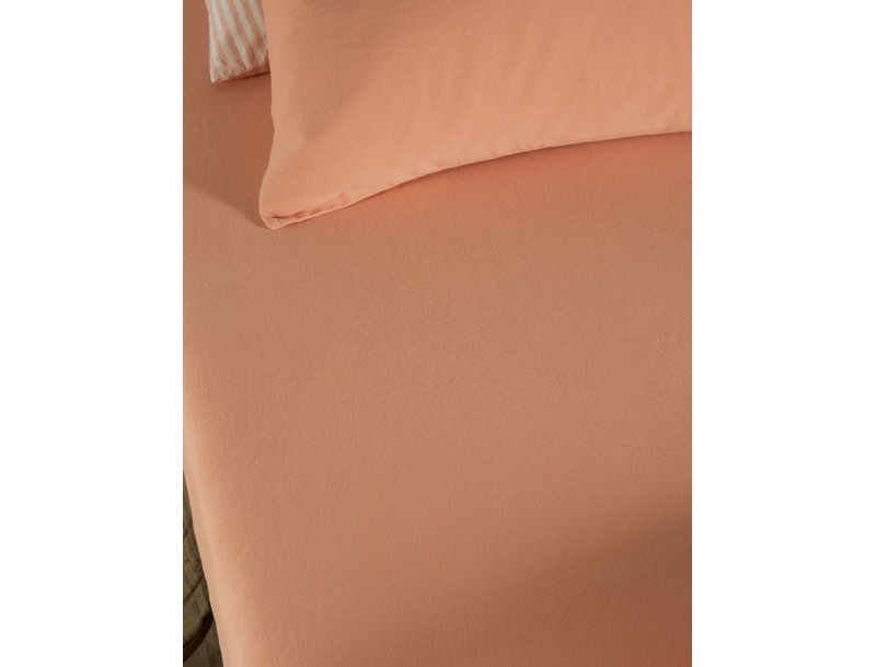 Spannbetttuch aus gewaschenem Bio-Baumwollsatin in Peach