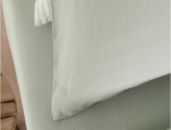 Drap housse satin de coton bio lavé couleur tilleul