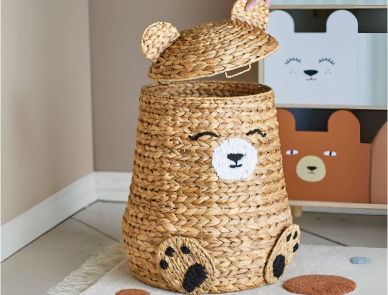 Panier de rangement avec couvercle ouvert Timone