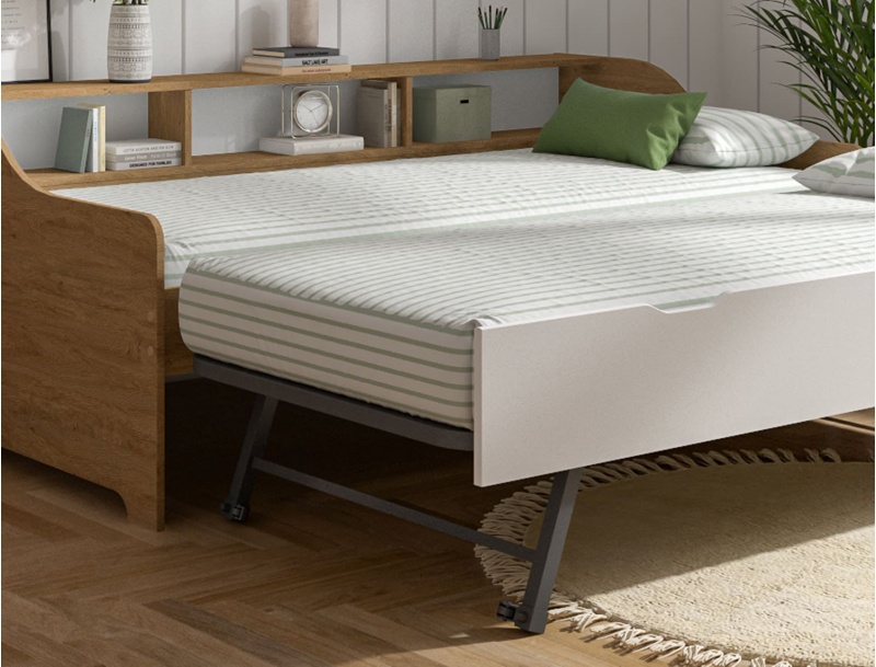 Close-up van het bedbank Achille Eiken met uitschuiflade 90x200 Wit