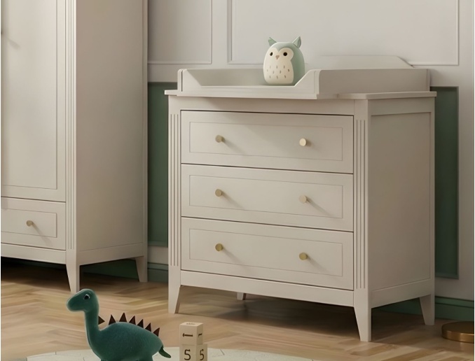 Heritage Cream Dresser with its removable changing table
