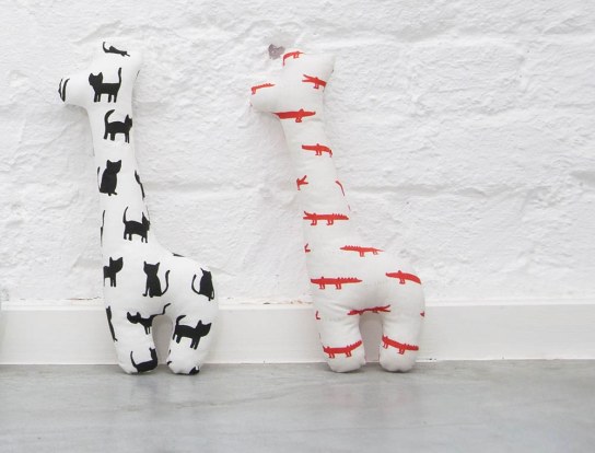 Giraffen-Rassel Kroko