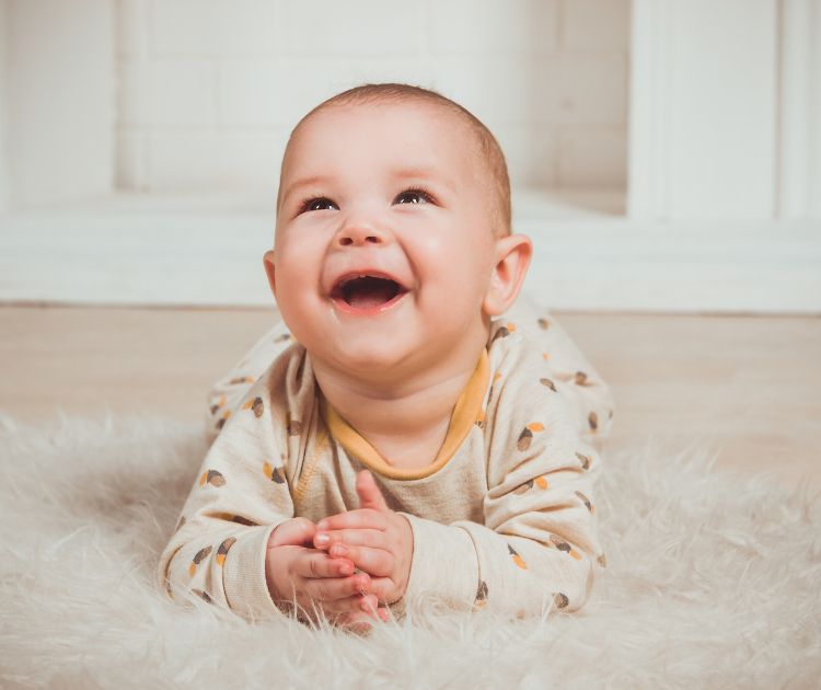 chambrekids-article-de-blog-choisir-anneau-dentition-bebe-les-riques-a-eviter