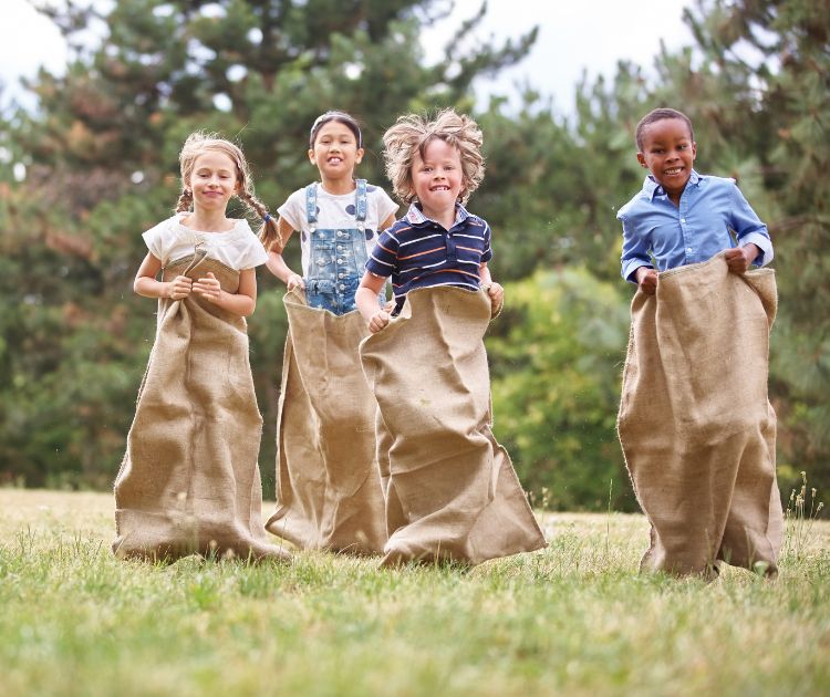chambrekids-article-de-blog-course-en-sac-activite-ludique-incontournable