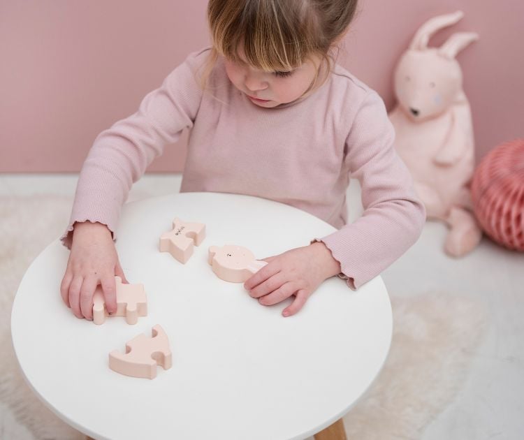 chambrekids-article-de-blog-idees-cadeaux-enfant-3-ans-puzzle-en-bois