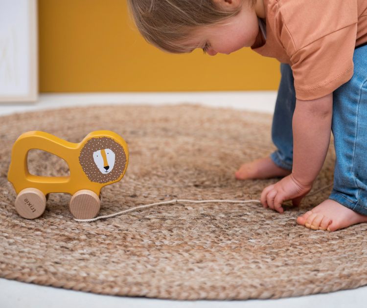 chambrekids-article-de-blog-idees-cadeaux-enfant-3-ans-jouets-en-bois