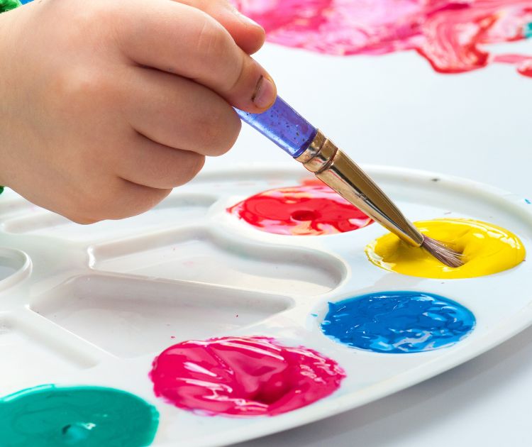 chambrekids-article-de-blog-peinture-sur-galet-10-idees-creatives-materiel-necessaire