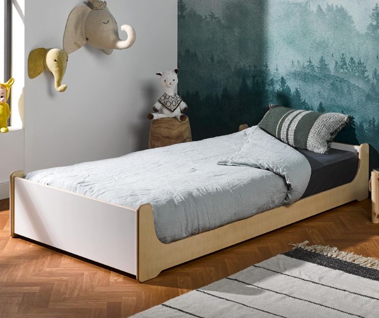 chambrekids-article-de-blog-lit-bebe-a-barreaux-securite-et-confort-lit-au-sol