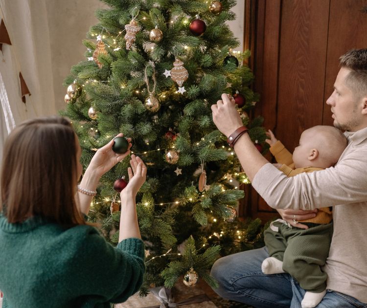 chambrekids-article-de-blog-quand-mettre-les-decoratins-de-noel-en-place