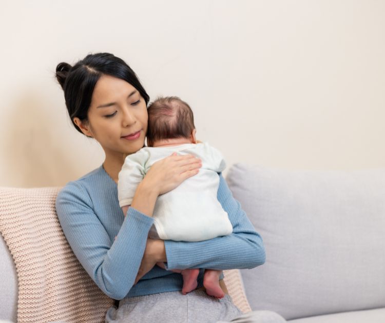 chambrekids-article-de-blog-astuces-pour-prevenir-le-hoquet-chez-bebe