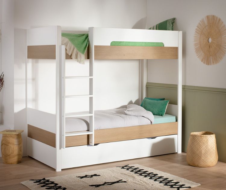 chambrekids-article-de-blog-quel-age-pour-lit-superpose-echelle-stable