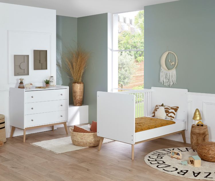 chambrekids-article-de-blog-lit-bebe-colle-aux-parents-solution-ideale