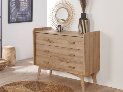 Comment ranger ses vêtements sans armoire ? 6 idées gain de place